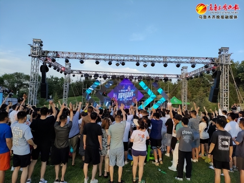 新疆文旅蓄力迎接旺季,乌鲁木齐文旅消费