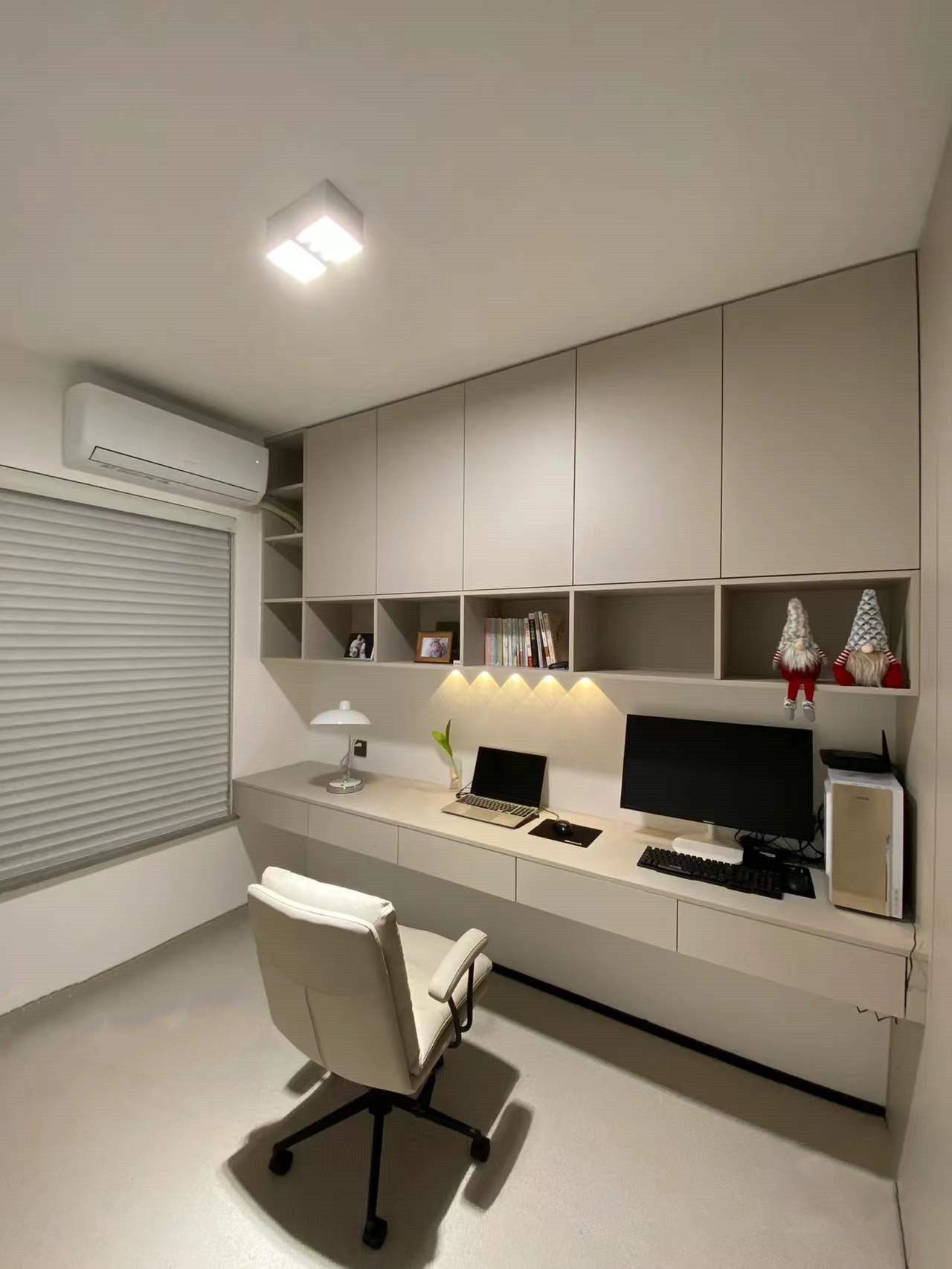 入户门后侧墙柜怎么设计收纳,家里收纳不够用别只知道满墙柜子