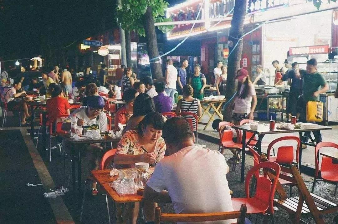 炒到1000块一笼的夜包子，还能火多久？