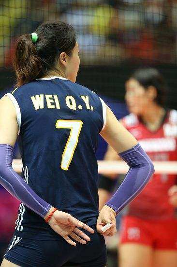 女排的手势是什么意思,女排二传手势意思