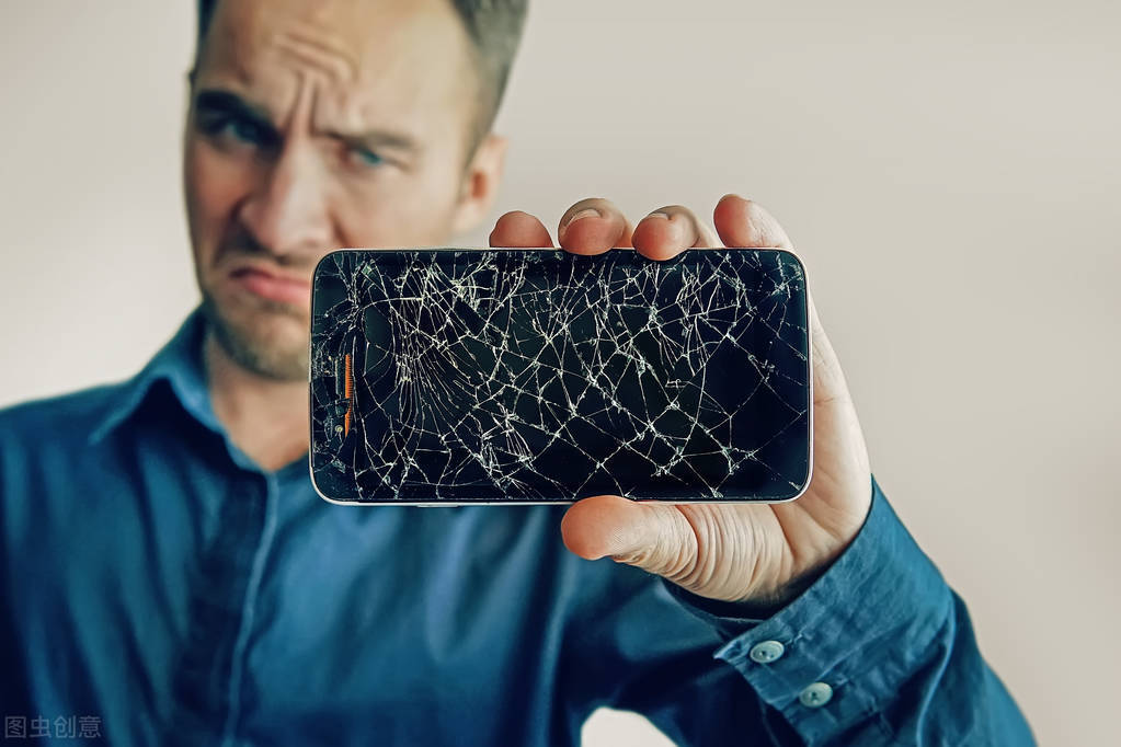 屏幕碎屏不要慌在家就能搞定了,屏幕碎了怎么办教你一招