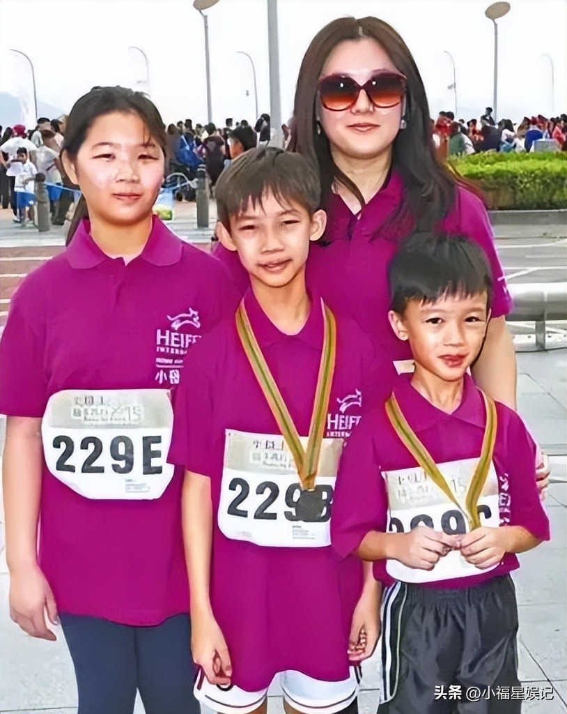 跳水女皇退役,刚宣布退役的跳水女运动员