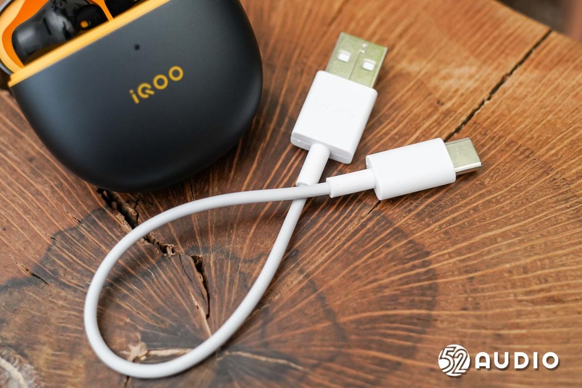 iqootwsair真无线耳机音质测评,iqoo蓝牙耳机tws1和2测试看电影