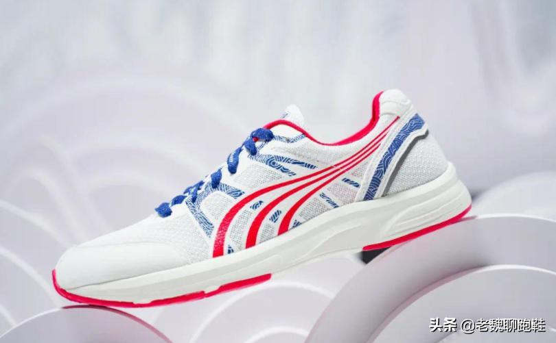 国产安踏跑鞋评测,361安踏和特步哪种鞋子比较耐穿