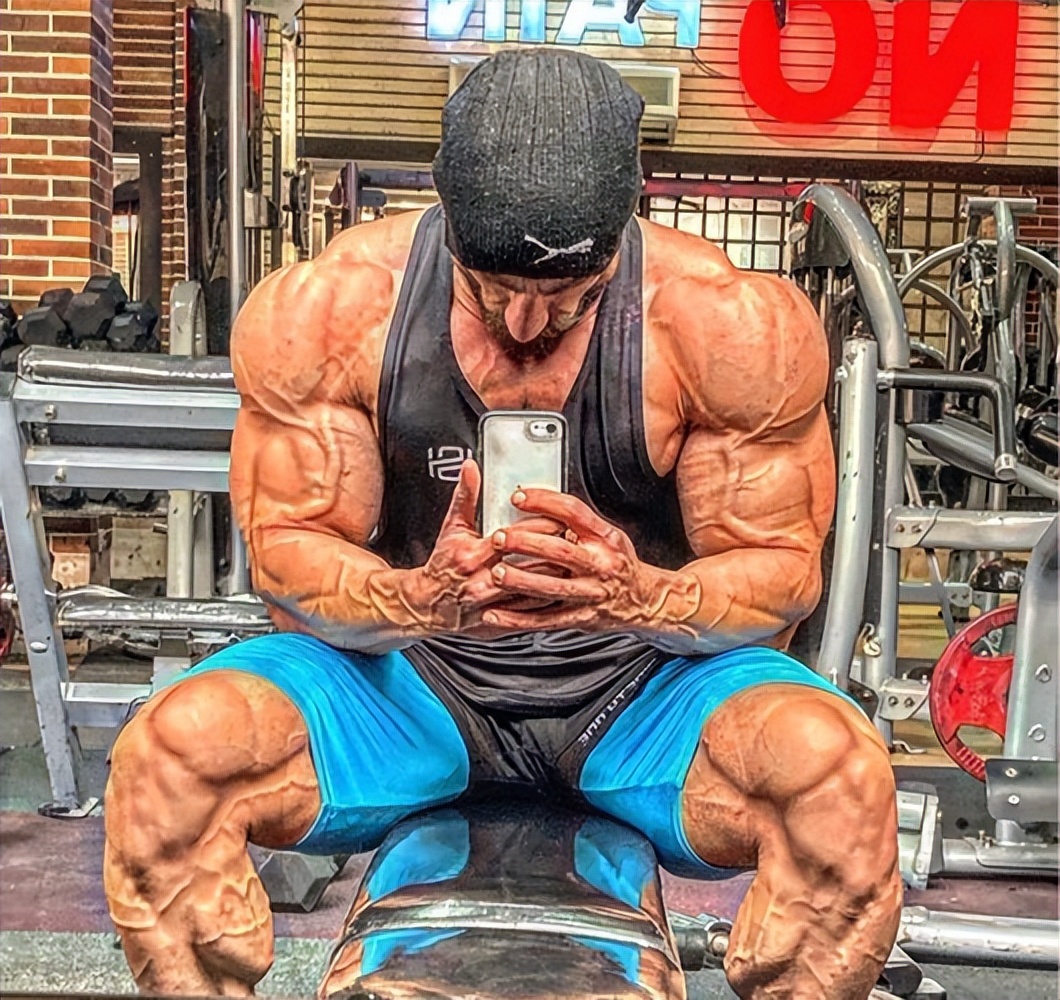 肱二头肌训练动作无器械麒麟臂,如何徒手练出麒麟臂肱二头肌