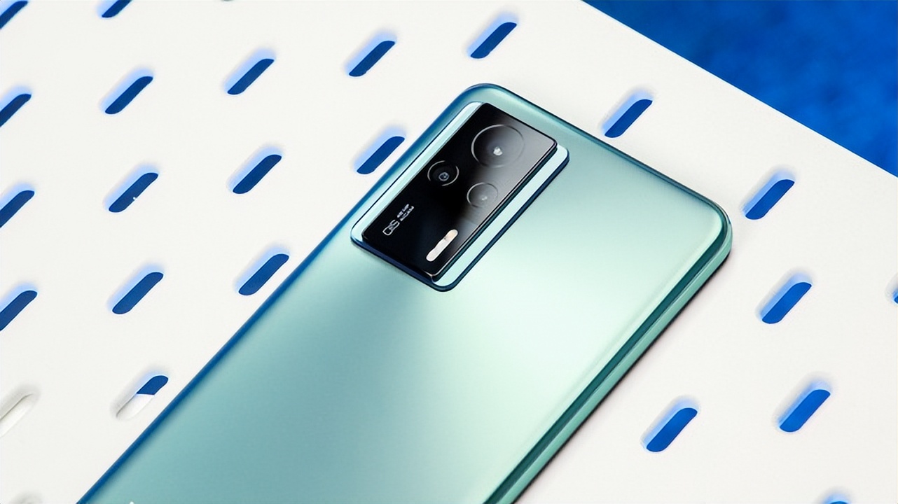 预算4000以内的12+256g手机推荐,性价比超高的3款12+256gb手机