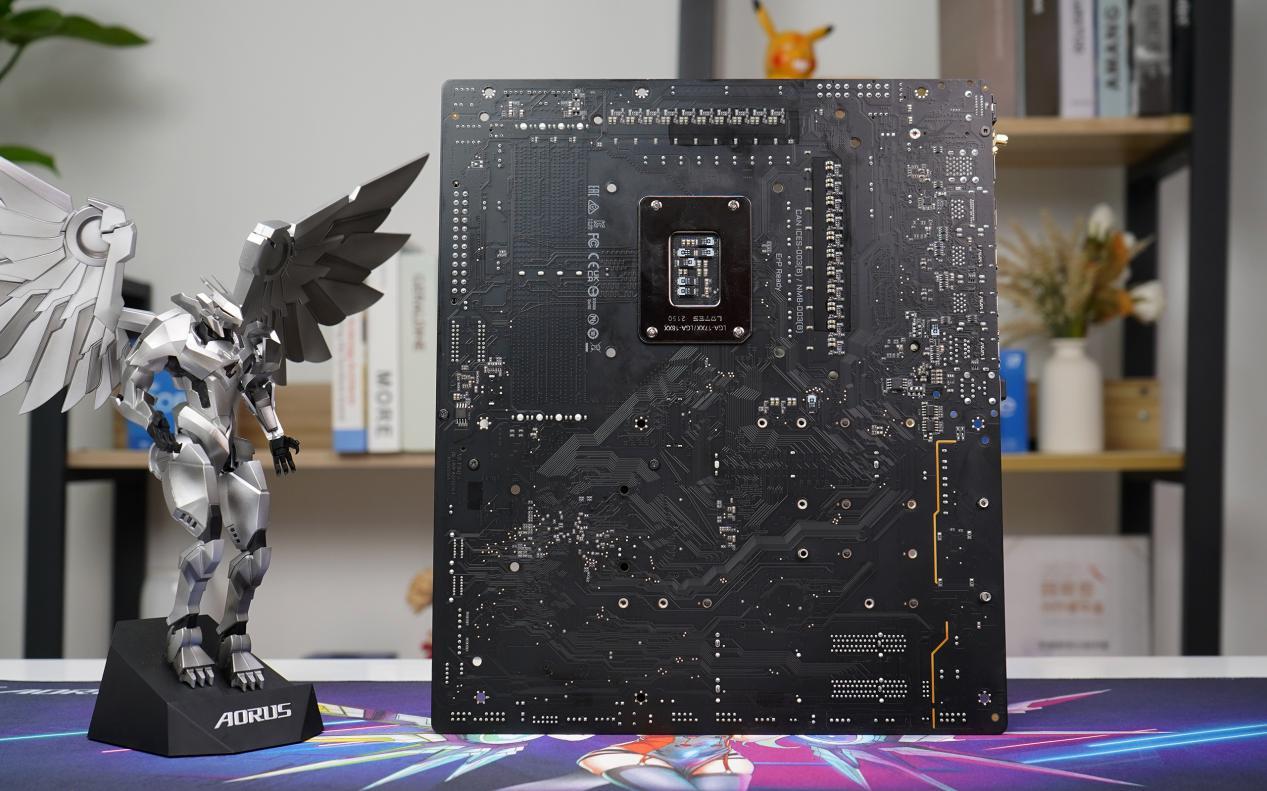 z790技嘉小雕和超耐久主板区别,技嘉超级雕主板z790搭配什么显卡