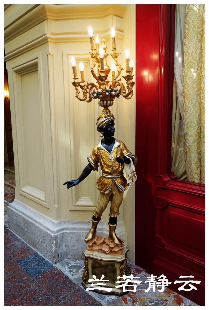 俄罗斯有名的商场有哪些,莫斯科古姆百货地址