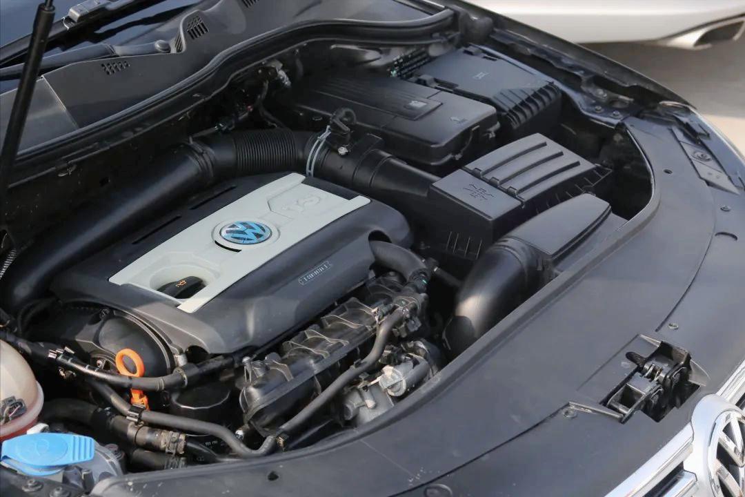 老迈腾b7换新款后新标,迈腾b7翻新哈尔滨