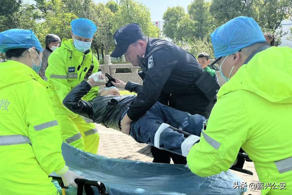 五一警察坚守岗位动画,五一劳动节警察在坚守