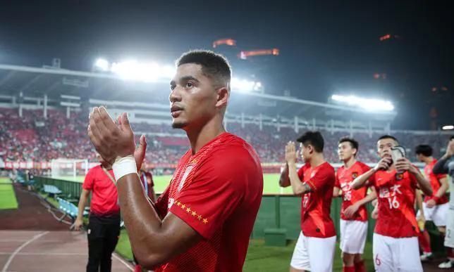 网上看了一个段子后，觉得男足挺冤的，咱以后就别骂男足了