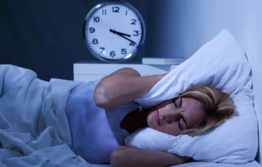 深夜失眠快速入睡的小技巧,失眠危害大7个方法轻松入睡