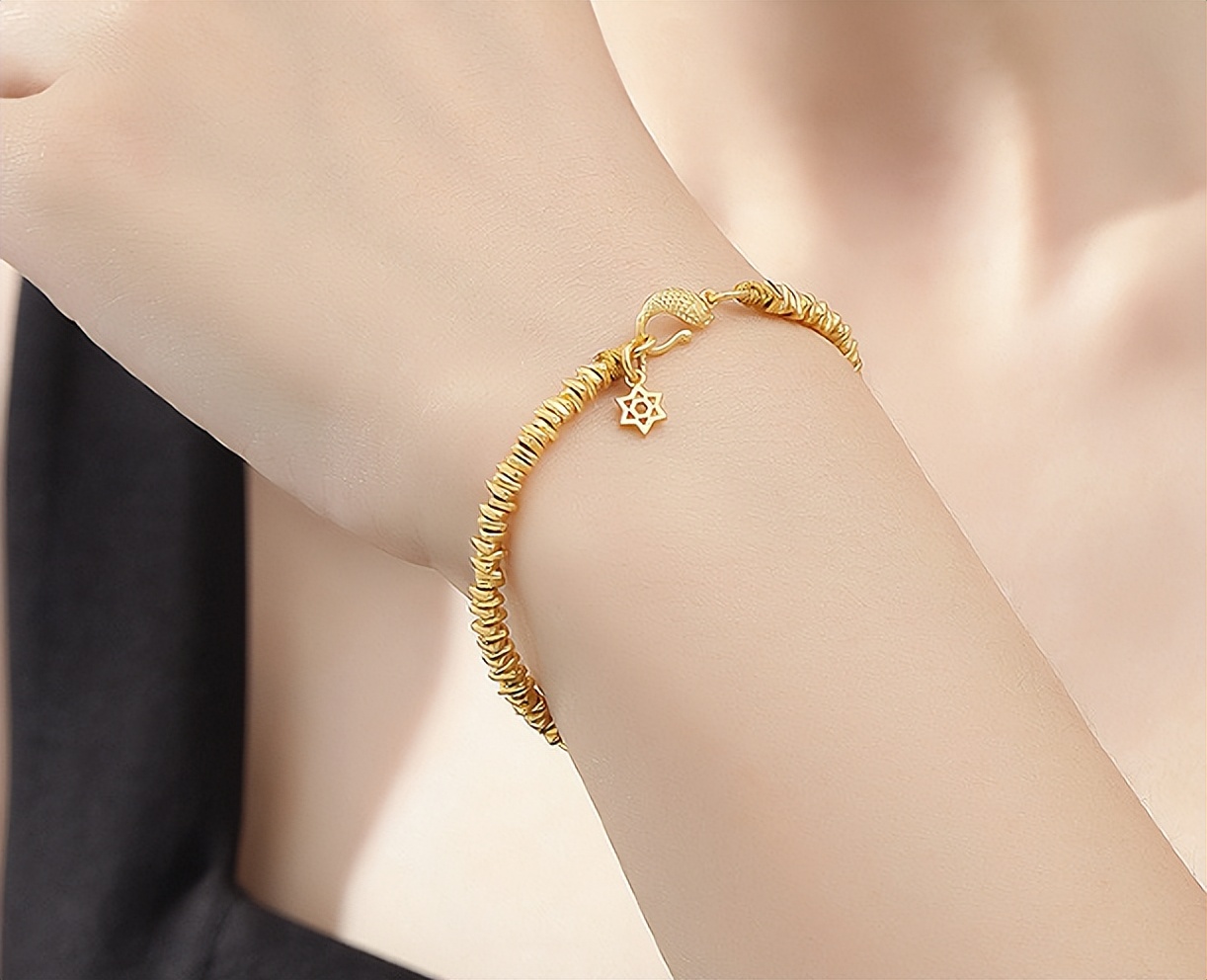 黄金手链多少钱一串,一条黄金手链一般多少钱