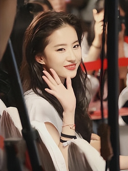 一图看懂如何根据脸型选发型,如何通过自己的脸型选发型