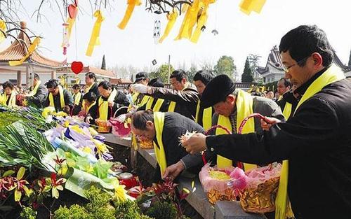 各地殡葬行业真实现状,殡葬业暴利大揭秘
