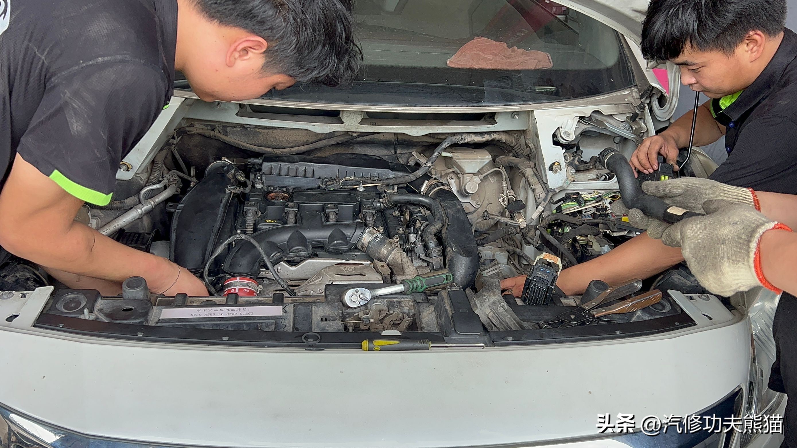 东风标致3008烧机油吗,十大烧机油车排名标致3008