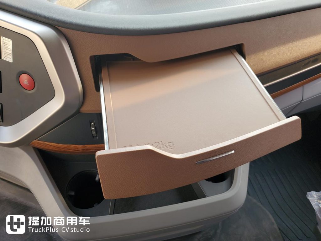 东风天龙前四后四什么车型最好,东风天龙旗舰前四后八自卸车