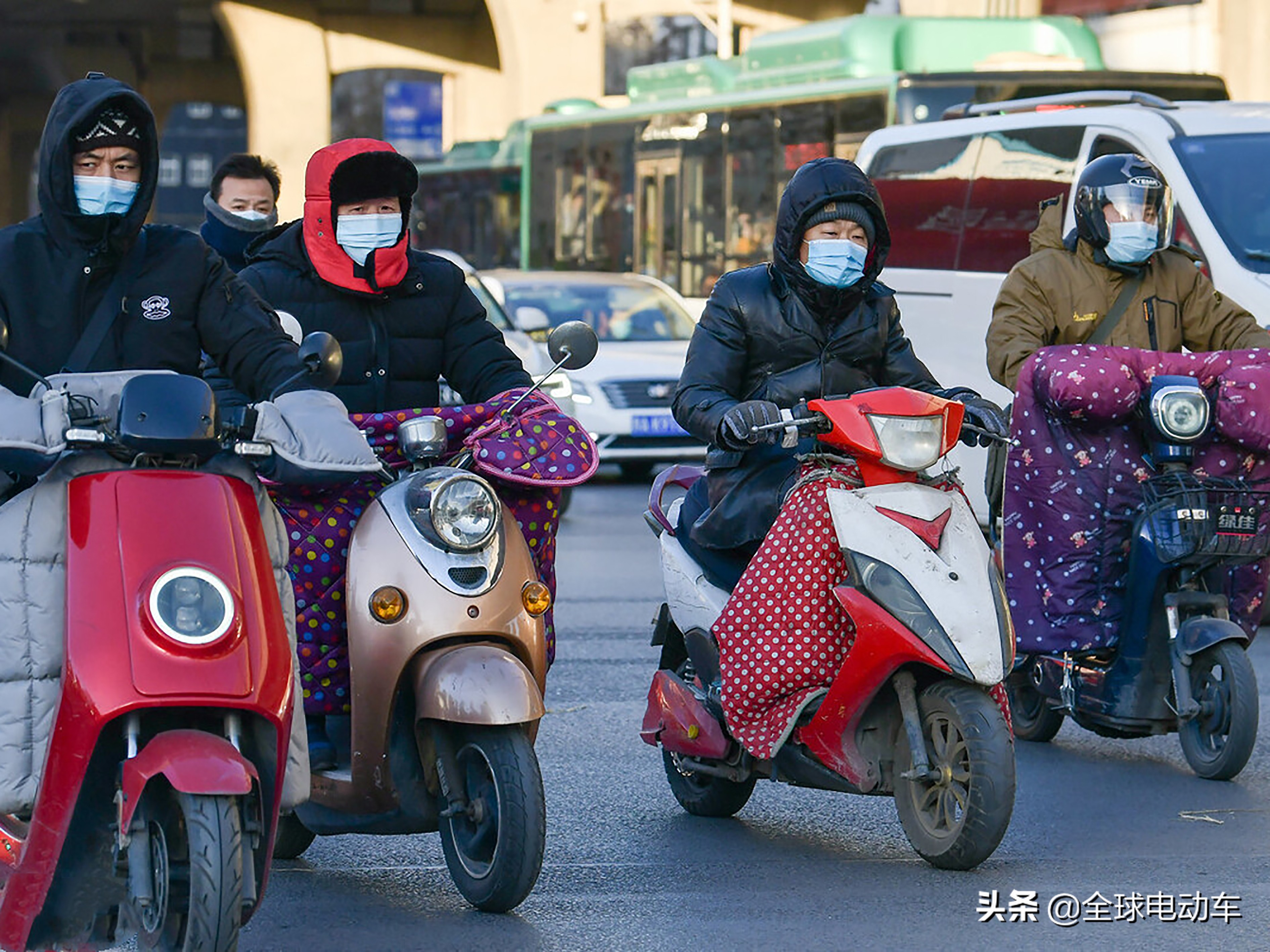 电机是不是48伏60伏72伏通用,48伏电动车显示多少伏