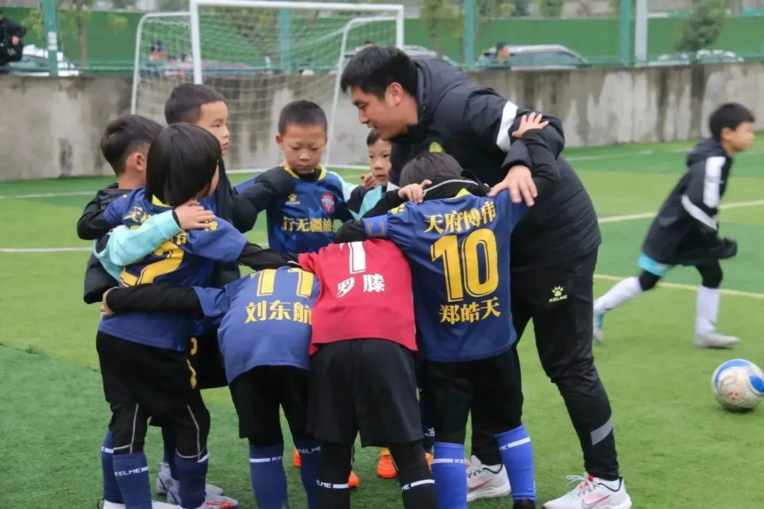 绿茵小将比赛视频,绿茵小将