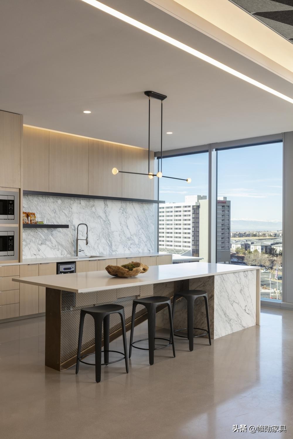 综合办公室设计案例,办公室设计显大