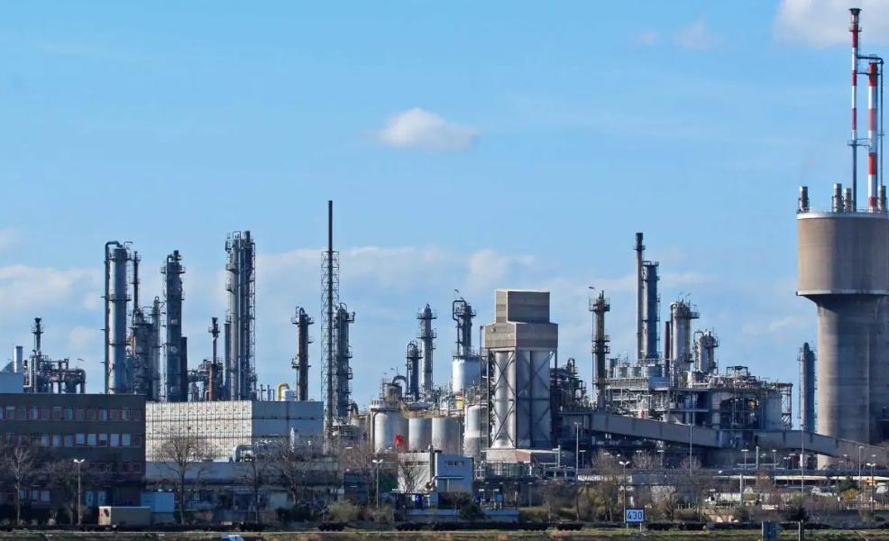 2023就业前景最好的十大热门专业,2023各大学专业就业前景排名