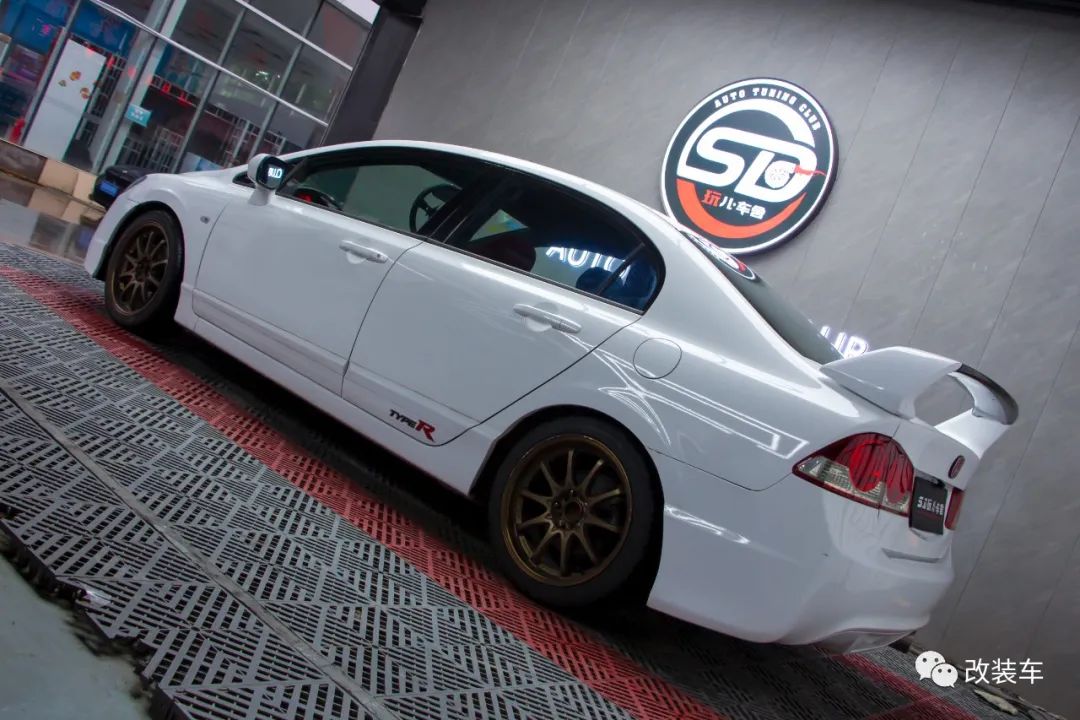 8代半思域和8代哪个更接近fd2,八代思域改fd2发动机有什么问题