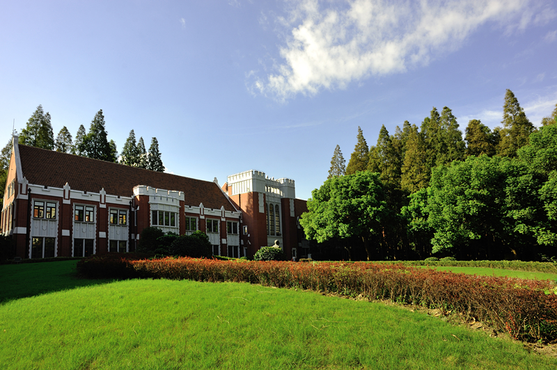 山东高考志愿：上海理工大学就业率高，值得填报，大类招生要注意