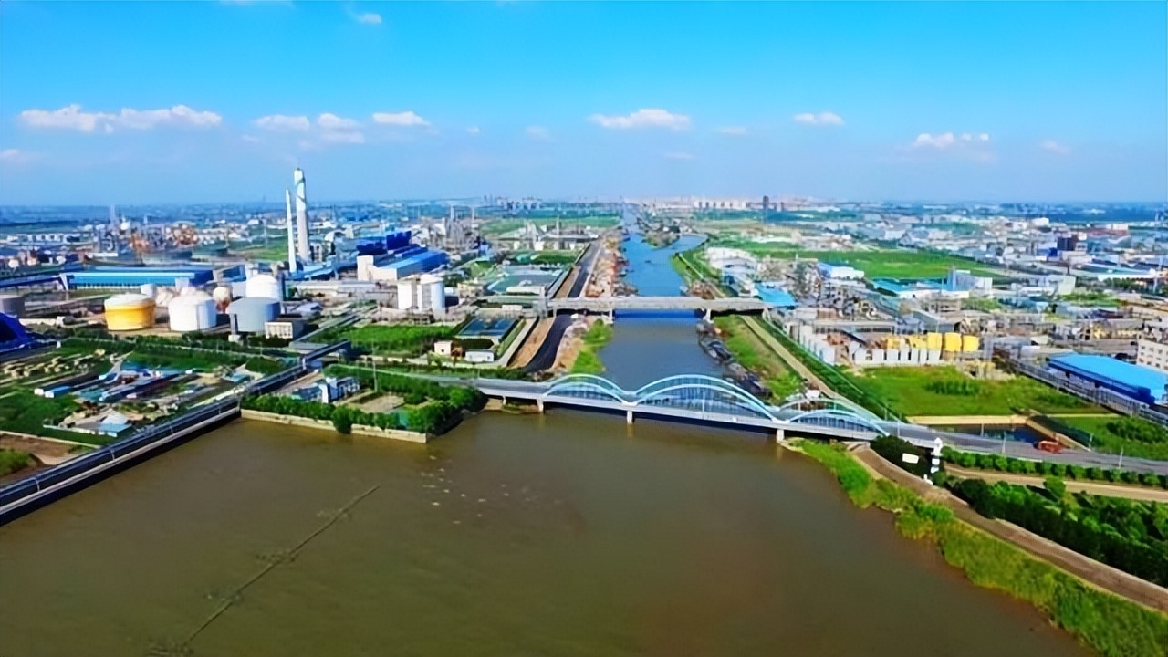 泰兴产业布局,为什么泰兴发达