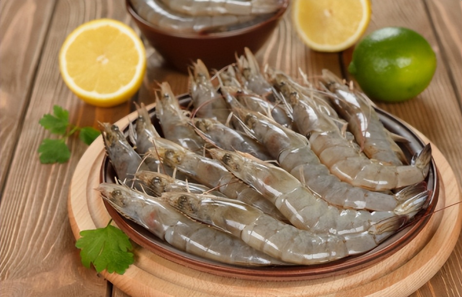 虾背上的虾线吃了会怎么样,虾线是虾的粪便吗可以吃吗