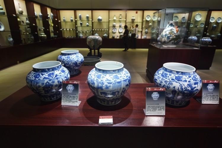 景德镇陶瓷艺术特点,有关陶瓷的知识景德镇