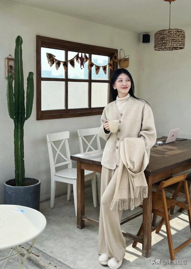 秋冬什么鞋配长裙子比较好看,秋冬穿这三双鞋帅气又显高