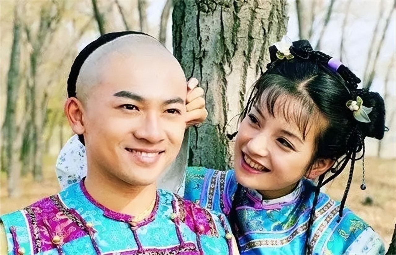 旧版还珠格格紫薇原谅了小燕子,还珠格格小燕子解释紫薇