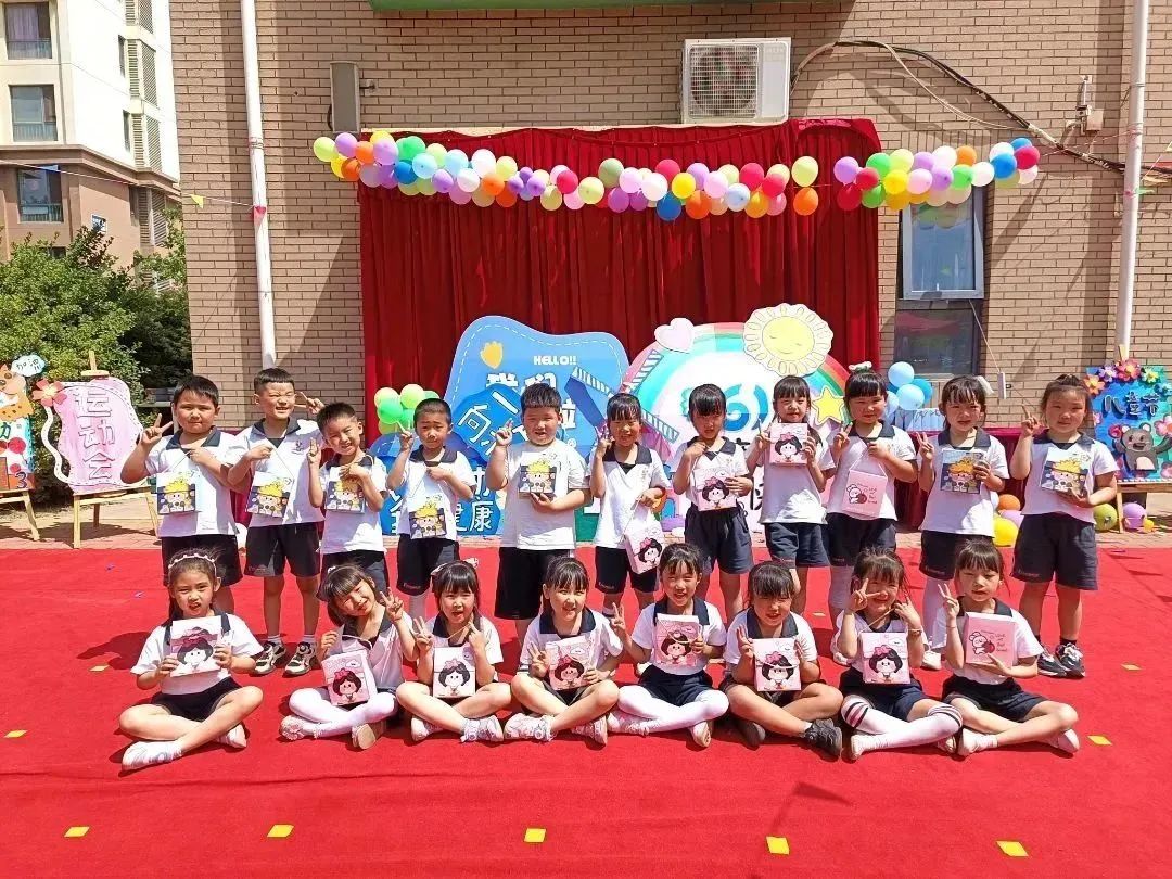 七彩童年活动环创,七彩童年庆六一活动