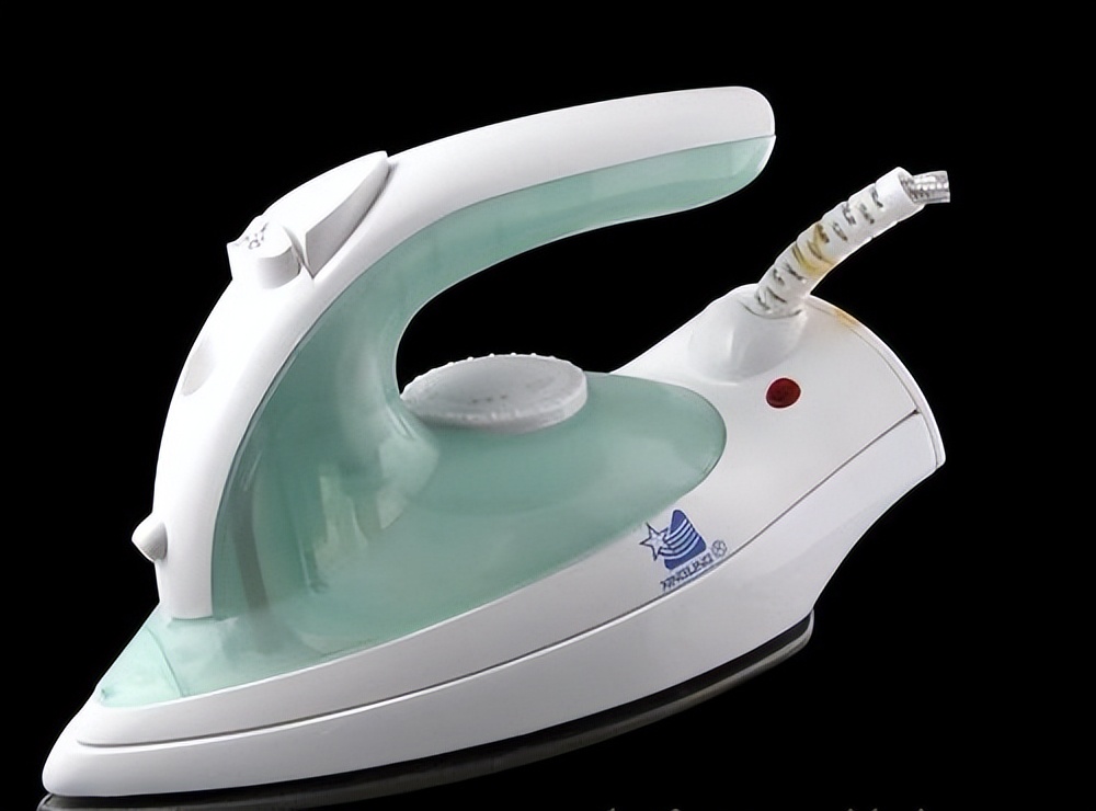 无蒸汽挂烫机快速熨平衣服,挂烫机熨衣服的原理是什么