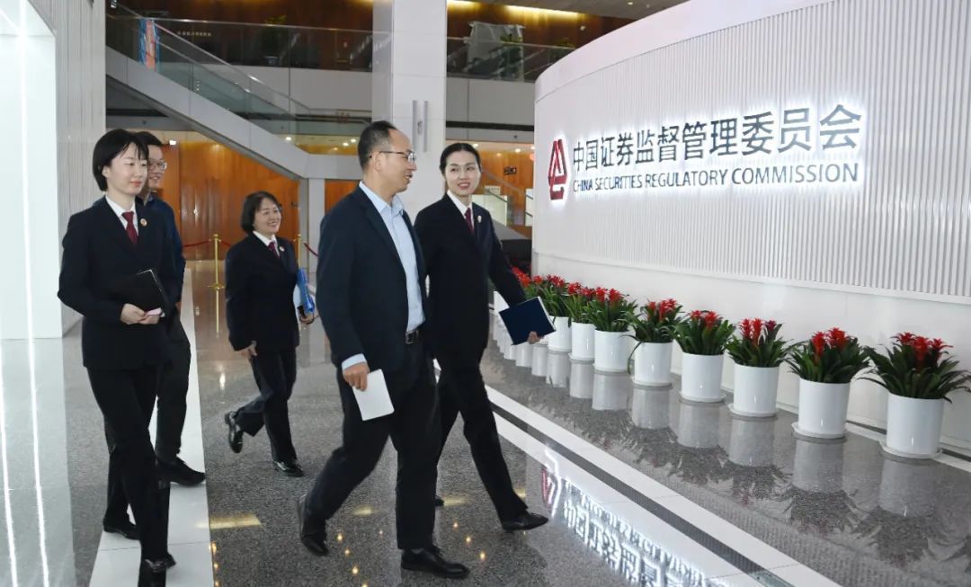 服务大局司法为民法治担当,服务大局促发展司法为民谱新篇