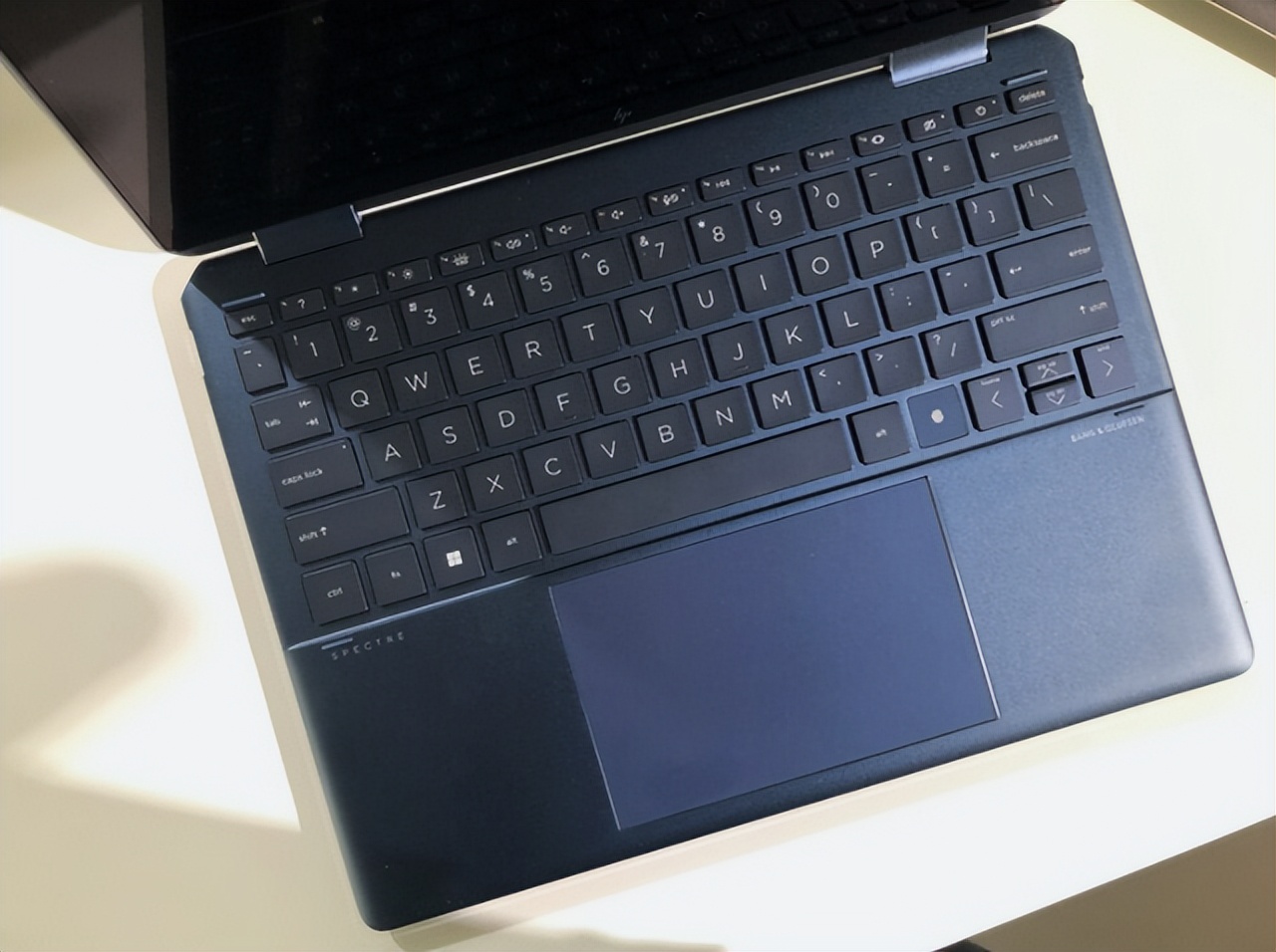 惠普笔记本spectre,惠普spectre笔记本