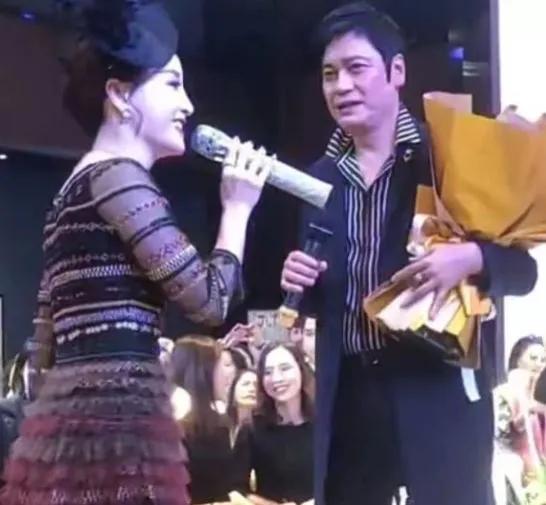 57岁罗嘉良被传患肝癌后首现身,罗嘉良肝癌再次恶化昏迷不醒