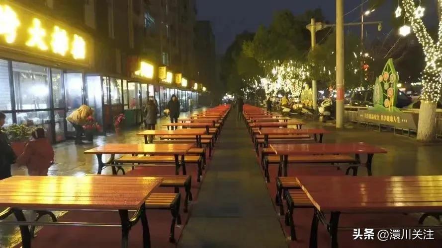 孝感一条烧烤街年营收过亿