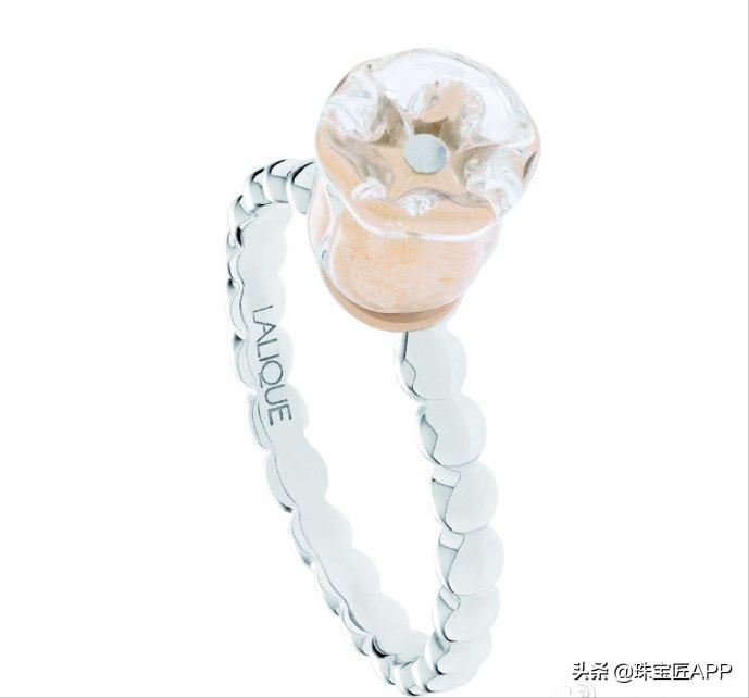 最火的网红元素，铃兰花开，幸福自来！35款珠宝打造你的铃兰花园