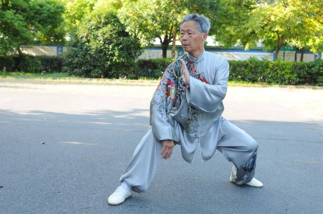 艺术为了和平丨国际和平艺术家：丁水德