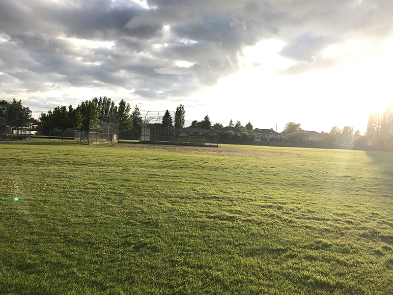 加拿大10年签证到期续签材料,加拿大签证续签最新政策