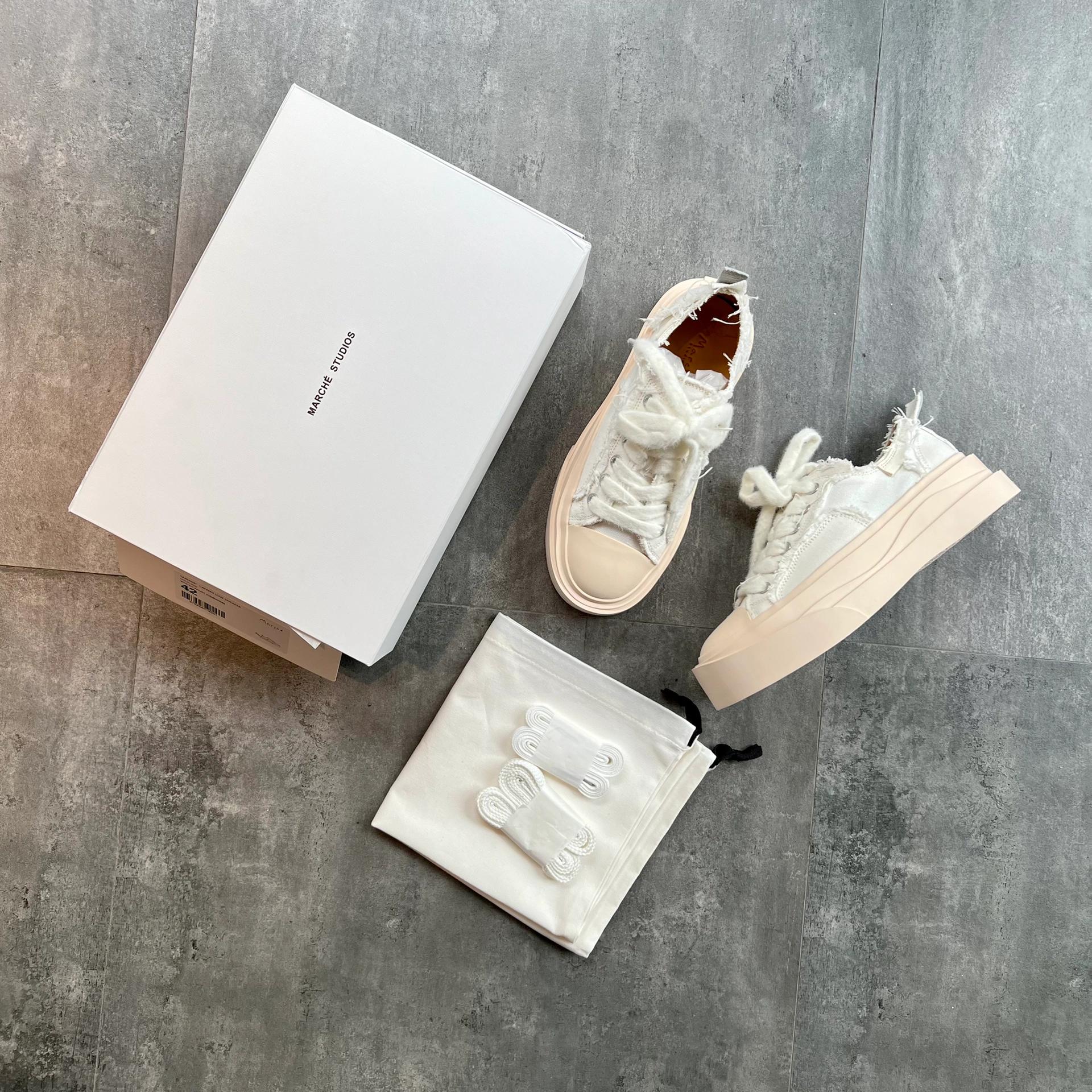 买家秀鞋子穿搭推荐,买家秀运动鞋视频