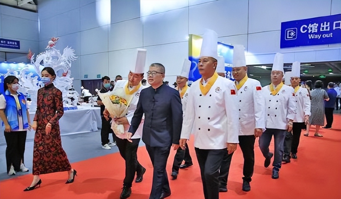 这么猛，跑到东莞疯狂开店，开进东莞松山湖科技中心