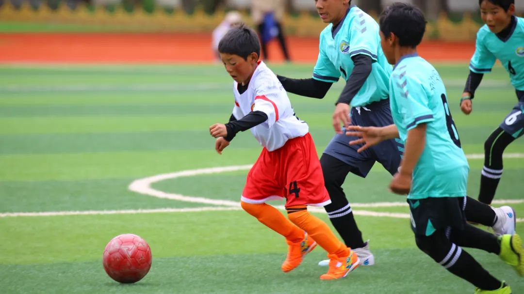 少年足球现场,少年足球队在线播放