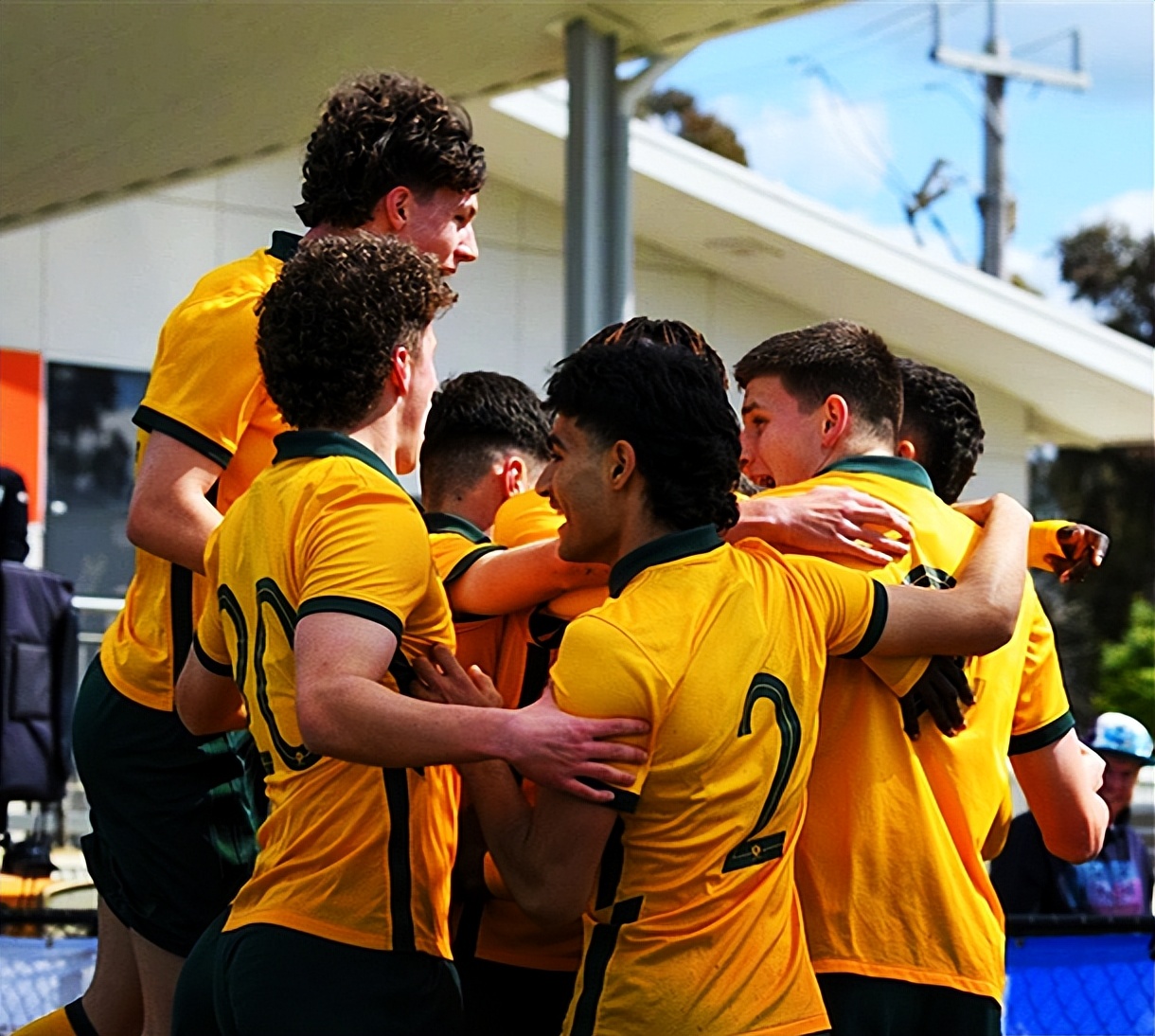 u17最新比赛,u17经典对阵