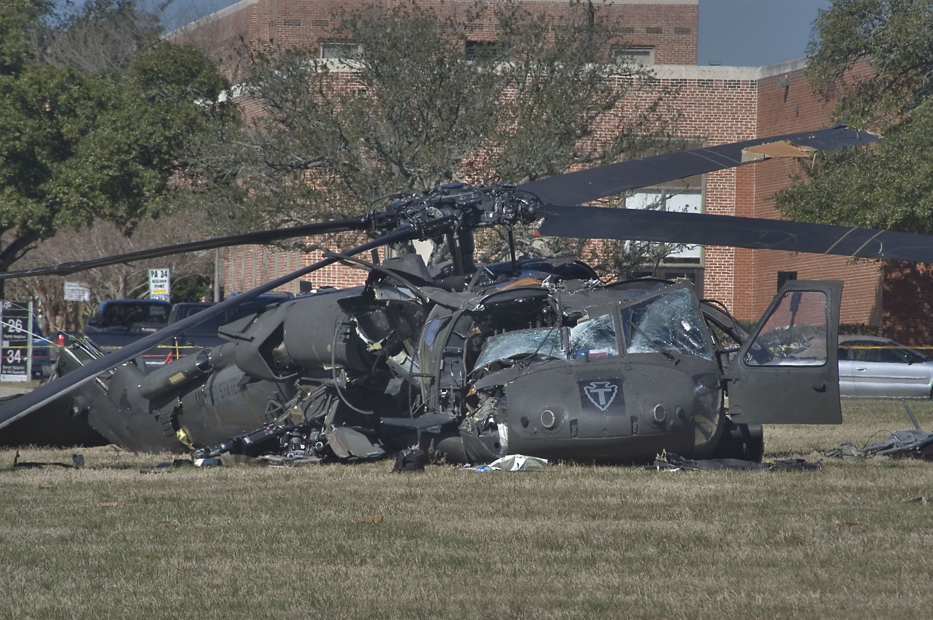 最新美国坠机事件,美国近期坠机事件