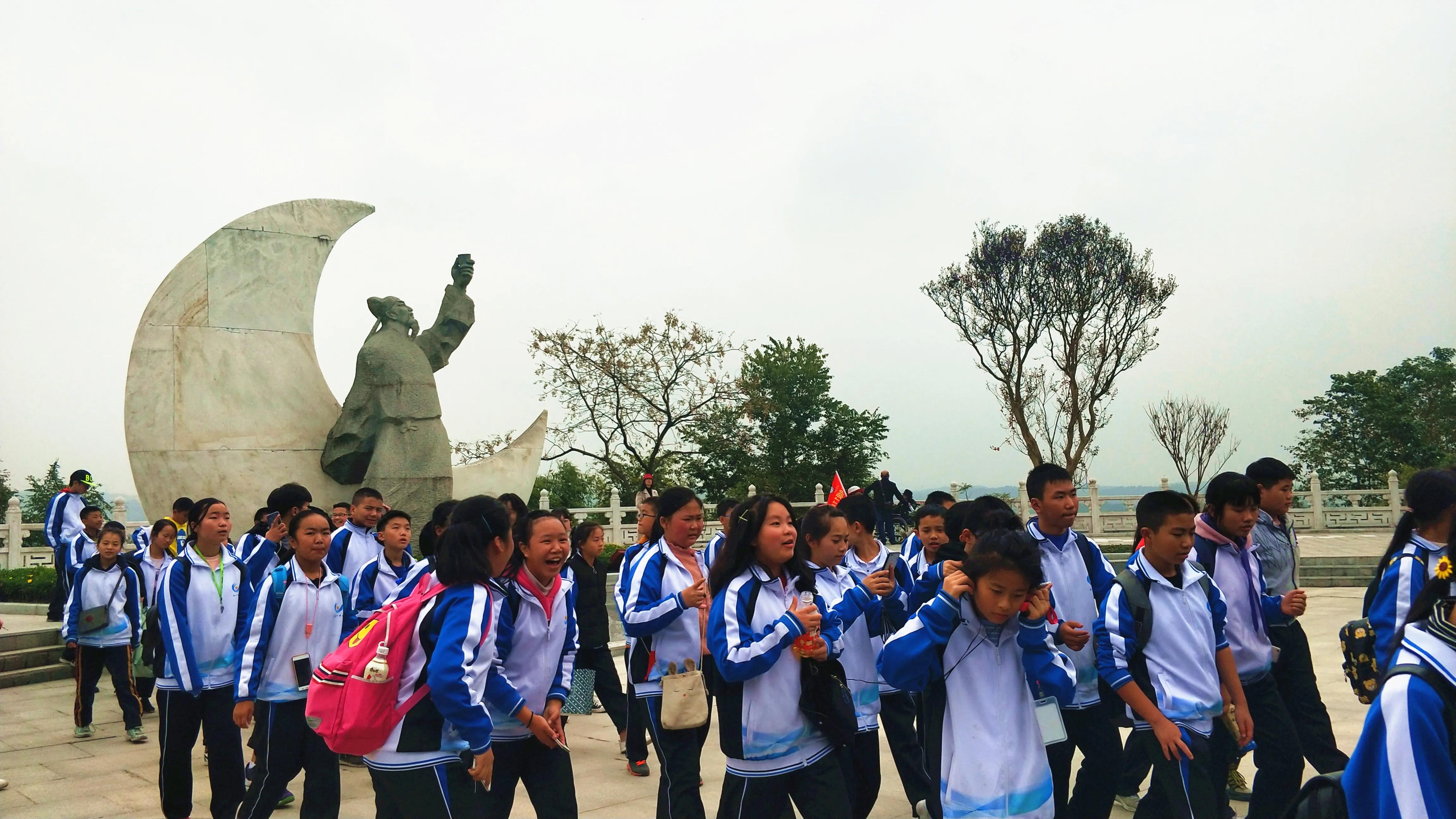 李白晚年为什么发现酒隐安陆,李白酒隐安陆时创作的诗作