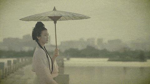 连续21年吊打厦门!这座疯狂“搞钱”的小城,藏着比三亚清净的海