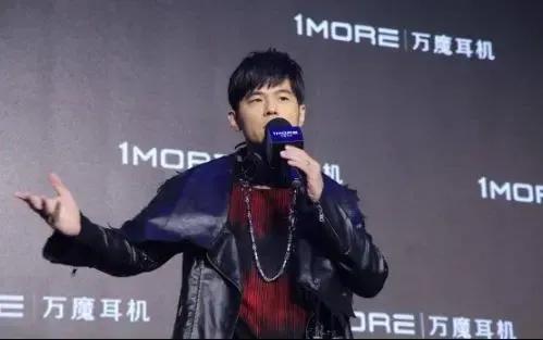 截止2020周杰伦代言了哪些品牌,周杰伦什么时候代言的可比克薯片