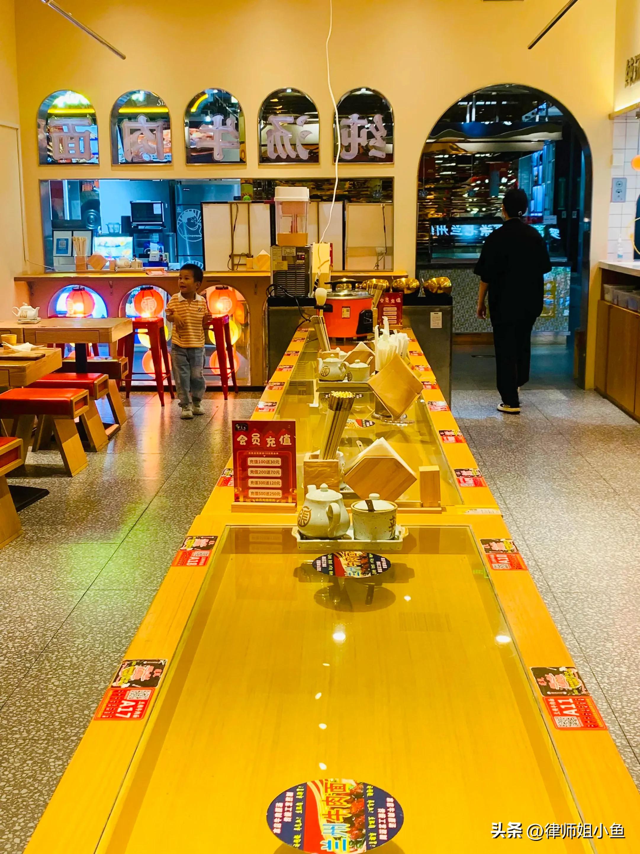 美食打卡周末的欢乐时光,好惬意的美食打卡